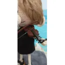 Кукла амигуруми — скрипач