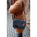 Сумка-почтальонка из натуральной кожи с вышивкой эксклюзивная