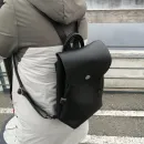 Женский рюкзак из натуральной кожи.