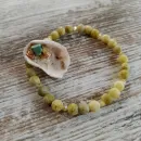 Браслет из африканской бирюзы с раковиной