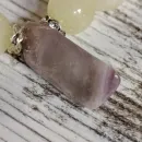 Браслет из пренита с аметистом