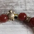 Браслет из агата с символами