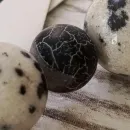 Браслет из яшмы и агата с рунами