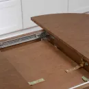 Круглый, раздвижной стол. Дубовый шпон, массив ясеня