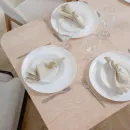 Прямоугольный, раздвижной стол. Дубовый шпон, массив ясеня