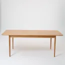 Прямоугольный, раздвижной стол. Дубовый шпон, массив ясеня