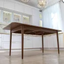 Прямоугольный, раздвижной стол. Дубовый шпон, массив ясеня