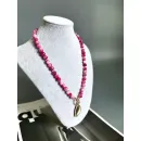 Колье из натурального арбузного кварца с крупным позолоченным кулоном