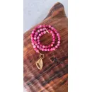 Колье из натурального арбузного кварца с крупным позолоченным кулоном