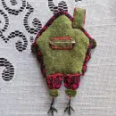 Брошь "Избушка"