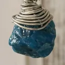 Подвеска с апатитом