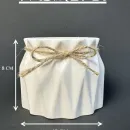 Ваза из гипса для сухоцветов