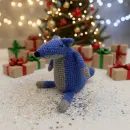 Вязаная игрушка Синий Волк