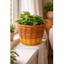 Плетеное кашпо из бумажной лозы