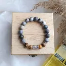 Мужской браслет с яшмой и руной Тейваз