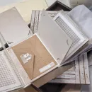 Фотоальбом ручной работы в подарочной упаковке с открыткой