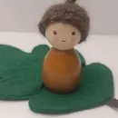 Вальдорфская куколка-гномик деревянная Желудь