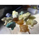 лягушка из натурального камня