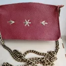 Сумка-косметичка из кожи