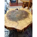 Табуреты из цельного дерева