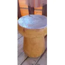 Табуреты из цельного дерева