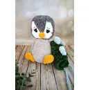 Вязаный Пингвинёнок из плюшевой пряжи ручная работа