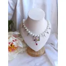 Колье жемчужное с шипами и крестиком