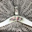 Вешалка-плечики на основе винтажных