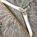 Вешалка-плечики на основе винтажных