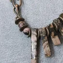 Колье с родонитомКолье с родонитом