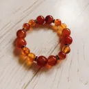 Браслет из сердолика с янтарем