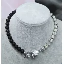 Бусы из лавы и долматинца