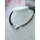 Бусы из лавы и долматинца