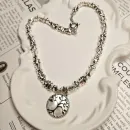 Чокер из гематита с подвеской