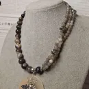 Колье из агатов 3х цветов "Пчёл"