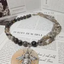 Колье из агатов 3х цветов "Пчёл"