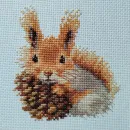 Вышитая крестом картина "Белочка" 21х22 см