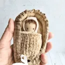 крошка в ладошке ручная работа