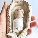 крошка в ладошке ручная работа