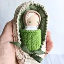 крошка в ладошке ручная работа