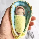 крошка в ладошке ручная работа