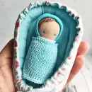 крошка в ладошке ручная работа