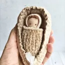 крошка в ладошке ручная работа