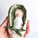 крошка в ладошке ручная работа