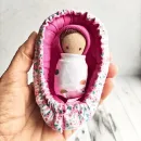 крошка в ладошке ручная работа