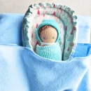 крошка в ладошке ручная работа