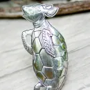 Серебряная брошь "Алиса в Стране Чудес" от KIR CARSON