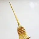 Коллекционная брошь "Метла" от ROBERT MANDLE