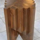 Напольная подставка для цветов