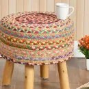 Табурет, пуф